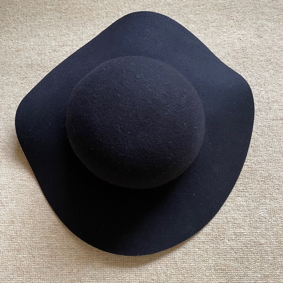 New J.Crew Wool Black Floppy Hat - Picture 4 of 7